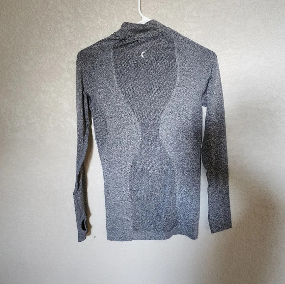 Zyia Quarter -zip long sleeve top size Small - Picture 2 of 4